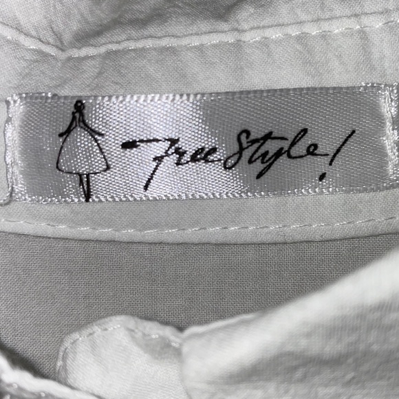 Free‎ Style Top - Picture 3 of 6